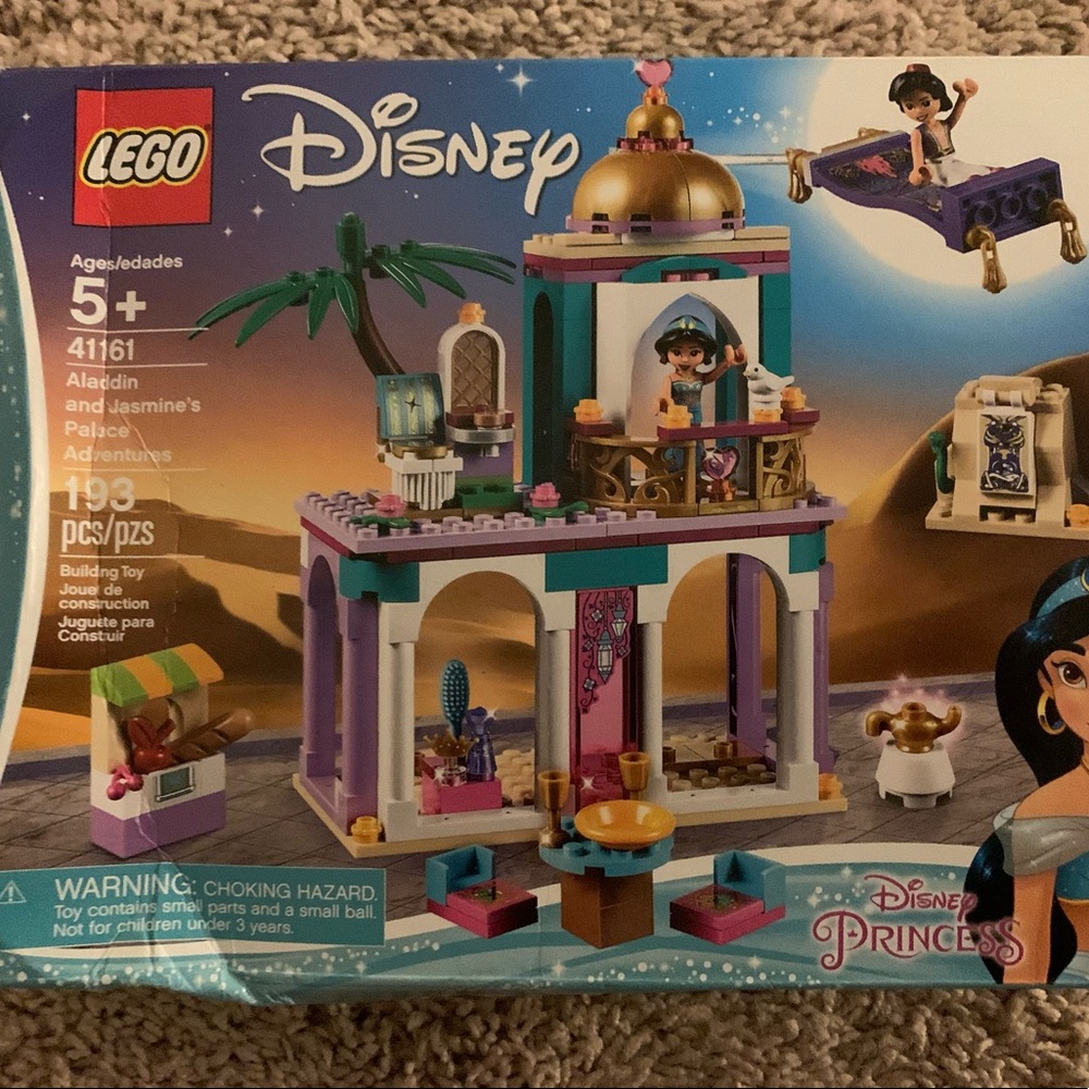 RETIRED LEGO Disney Aladdin and Jasmine’s Palace Adventures Building Kit - Picture 4 of 5